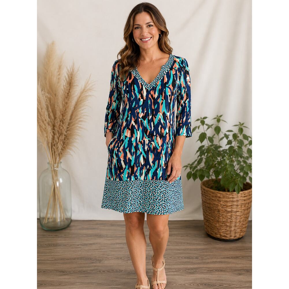 Leota Printed Shift Dress NWT Small Blue Geometric Stretch Dress